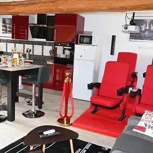 Class&cinema Appt 10mn Aeroport Roissy Cdg Appartement
